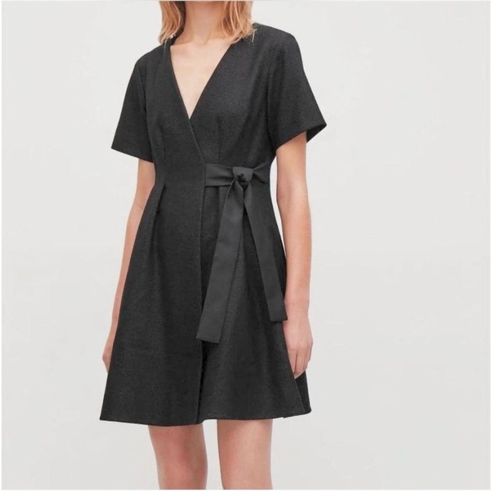 COS tie up wool dress size 2